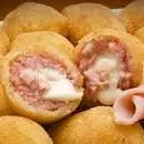 bolinha de queijo com presunto