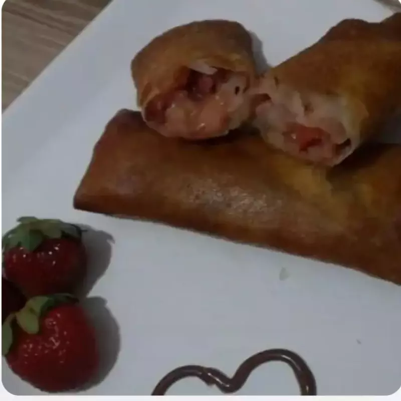 Harumaki delícia de morango 2 unid