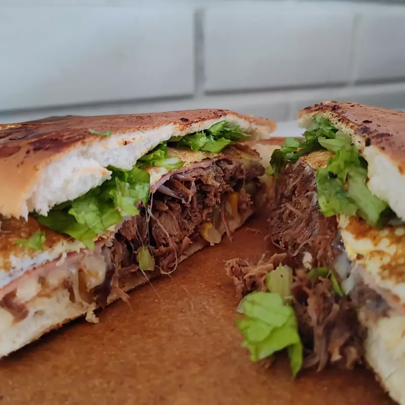 Xis Costela desfiada