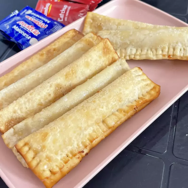 Mini pastel de queijo