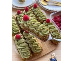 Espetinho de Queijo Coalho pistache