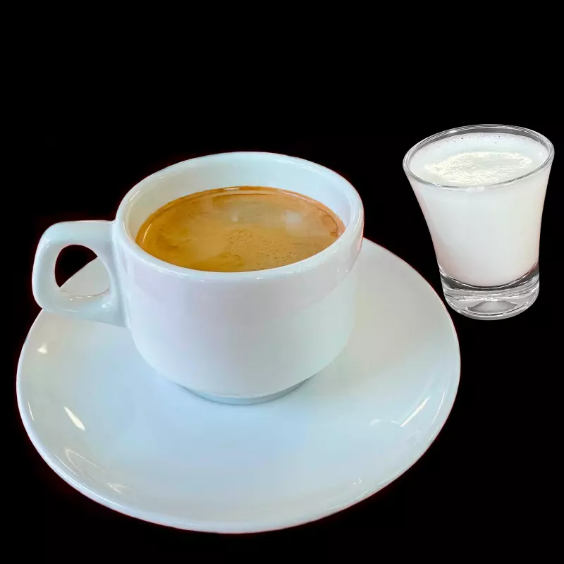 Café Americano Cortado
