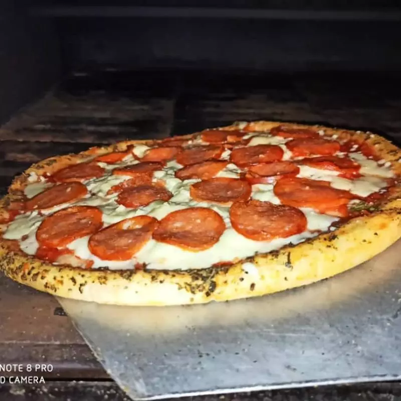 Familiar -  Pepperoni