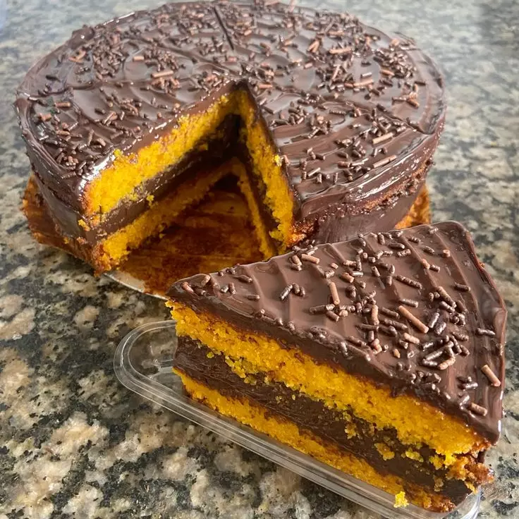 Fatia de Bolo de Cenoura