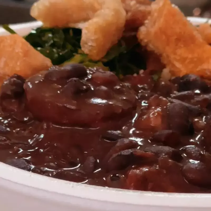 Porção de Feijoada Média