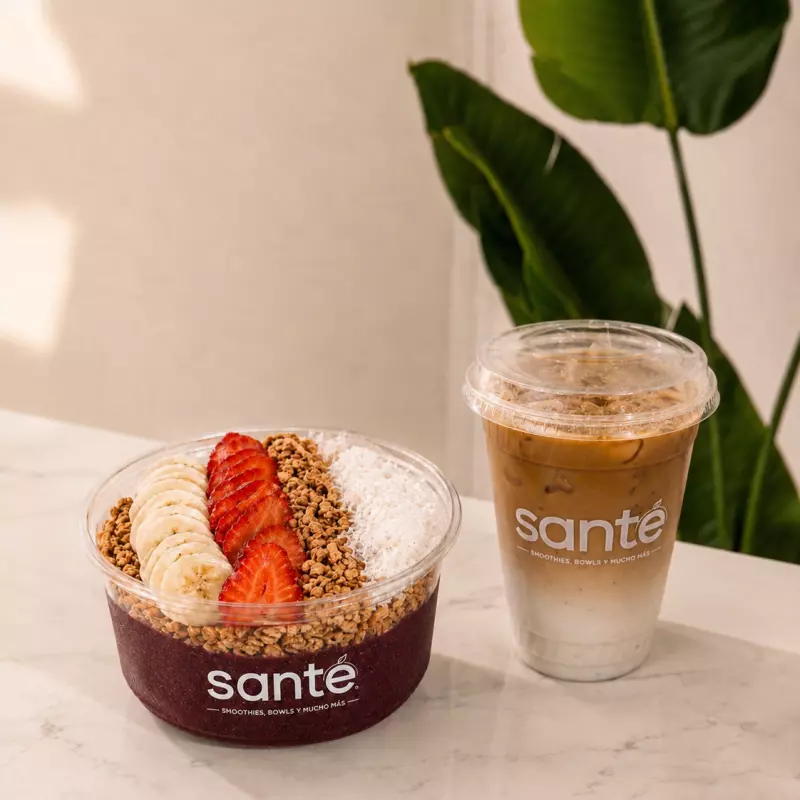 Açaí bowl + Latte Frío