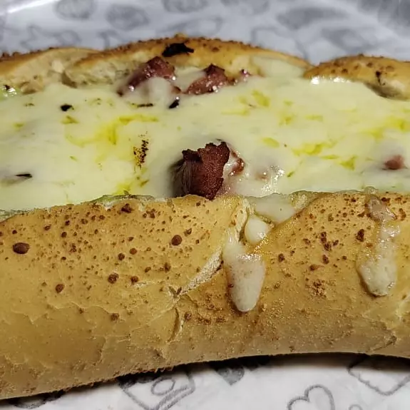 BAGUETE DE LINGUIÇA COM OVO
