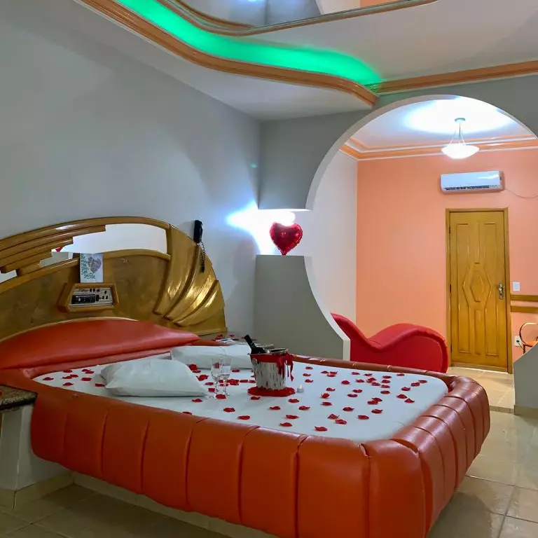 Suíte Kiss com Hidro - 12A