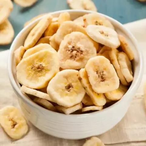 CHIPS DE BANANO