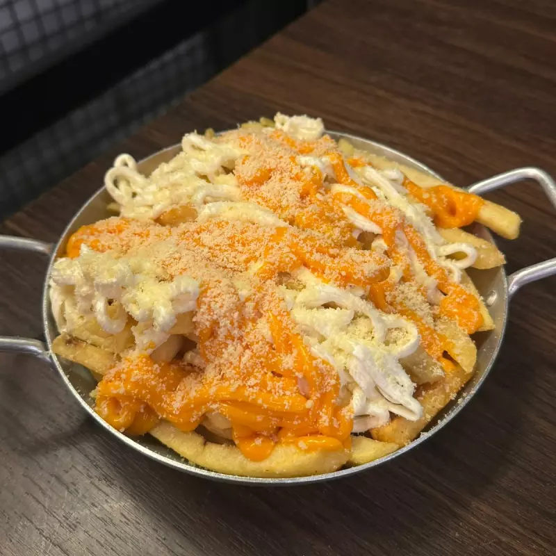 BATATA MÉDIA 3 QUEIJOS
