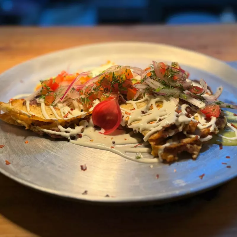 QUESADILLA DE CACHETE