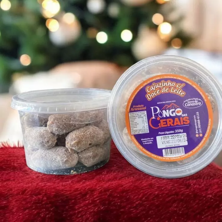 Cajuzinho recheado com doce de leite