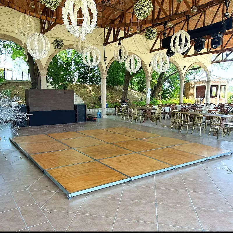 PISTA DE MADERA