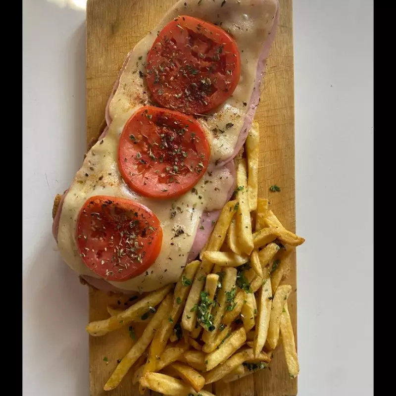 MILANESA C/GUARNICIÓN