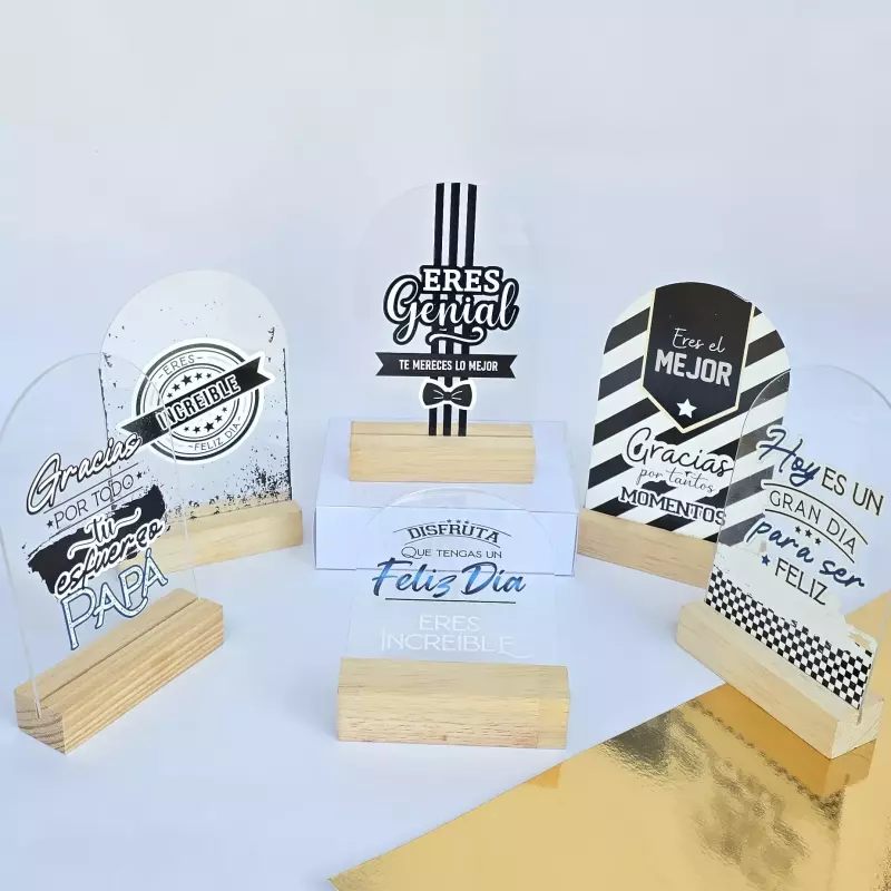 Acrílico decorativos padre