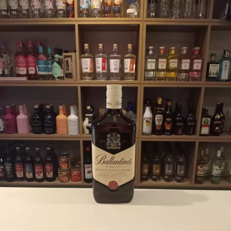 Whisky Ballantines