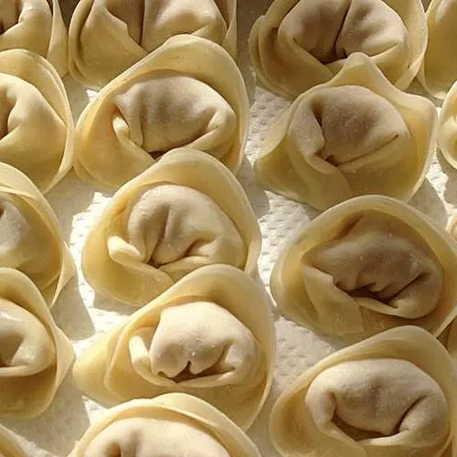 TORTELLI DE PROVOLONE E DAMASCO