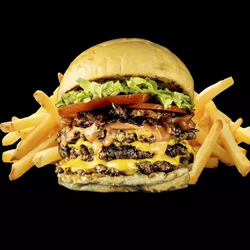 Big Bacon Burger + Papas Fritas