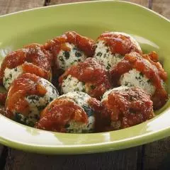 Almôndega de cenoura com ricota