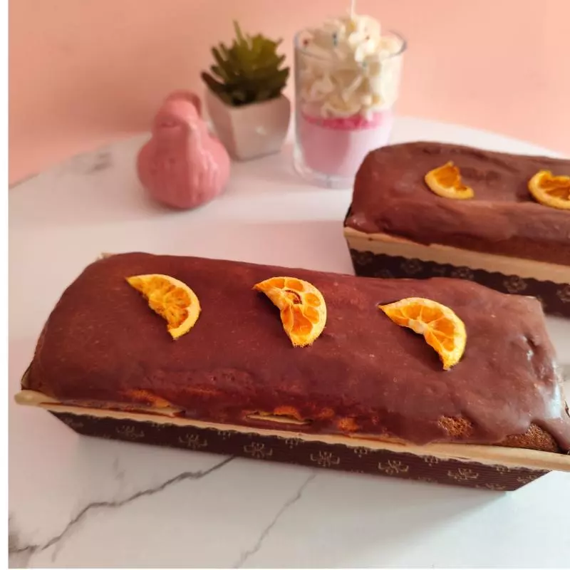 CAKE DE NARANJA CON CHOCOLATE