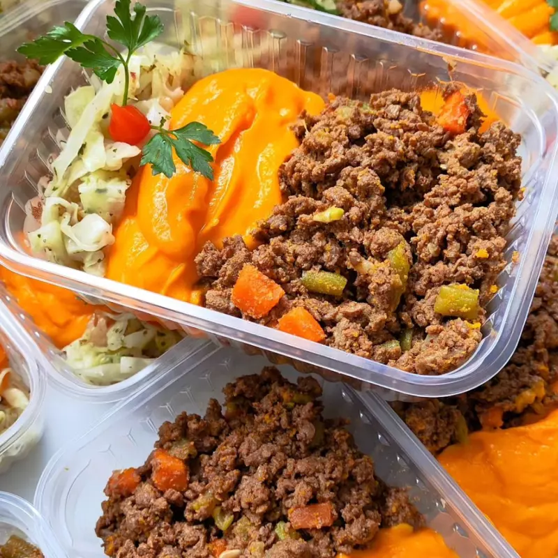 Carne Moída c/ Purê de Abóbora e Leg