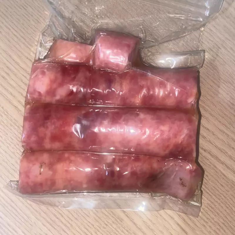 LINGUIÇA RECHEADA ROMEU E JULIETA