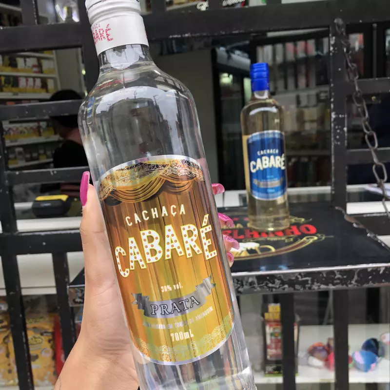 Cachaça Cabaré Prata