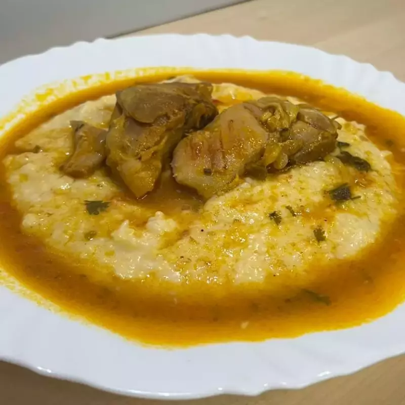 Quentinha Xerém Com Galinha