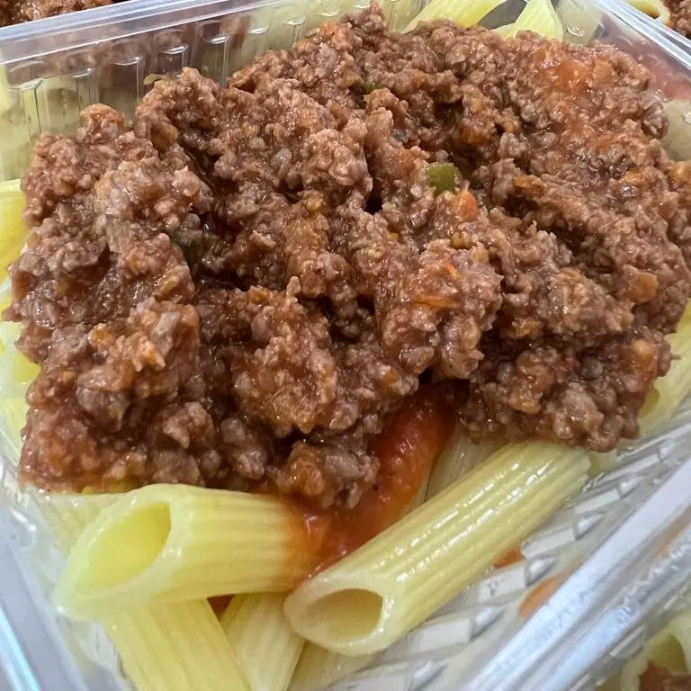 Penne Sem Glúten à Bolonhesa