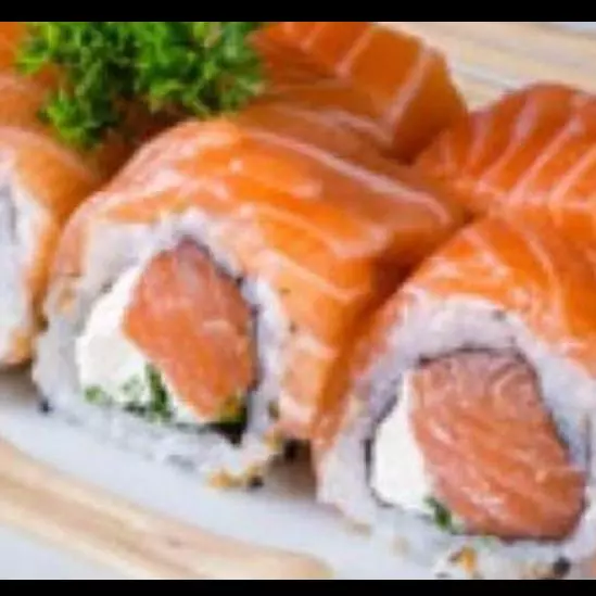 URAMAKI FILADELFIA ESPECIAL (10 PÇ)
