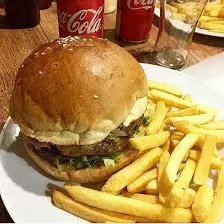 X-Burguer Raiz C/ Fritas