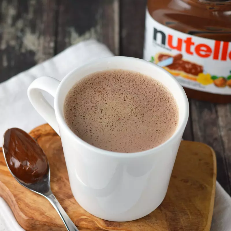 LATTE DE NUTELLA
