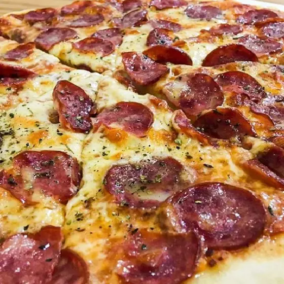 Pizza Calabresa