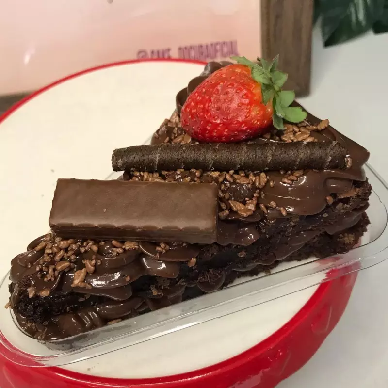 Pizza de Brownie Dupla Brigadeiro