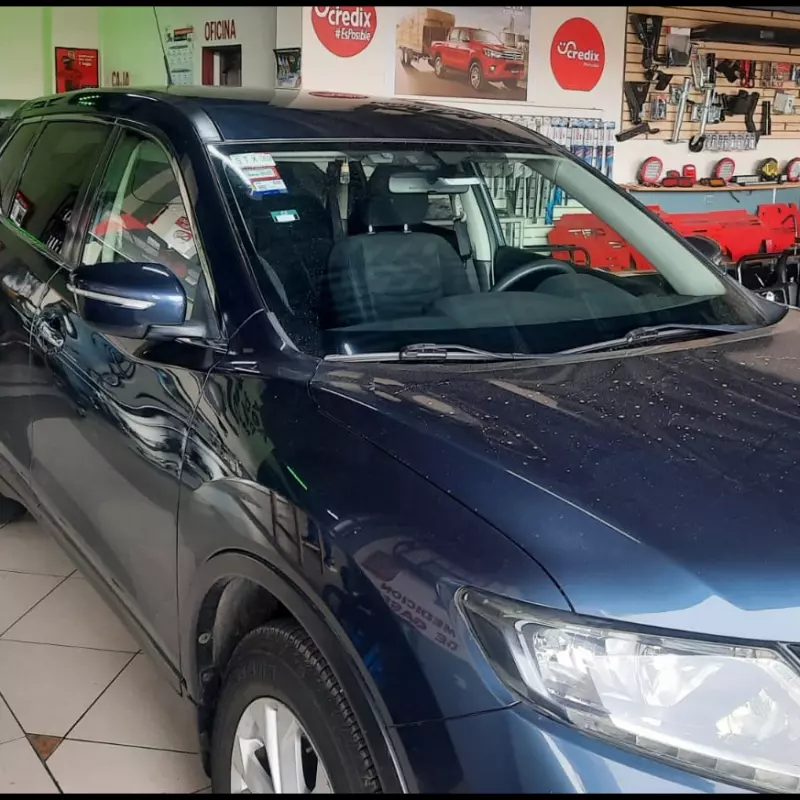 Rack atornillable al techo