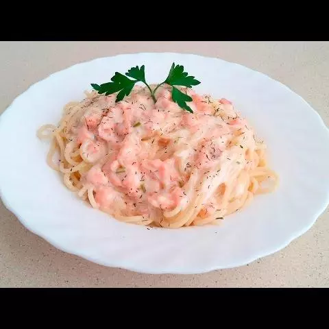 CINTAS A LA CREMA DE SALMON