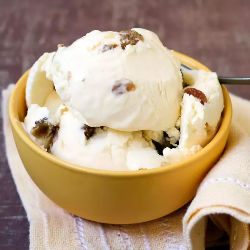 Gelato de Creme com Passas