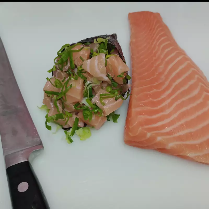 Temaki Salmão Cru completo...