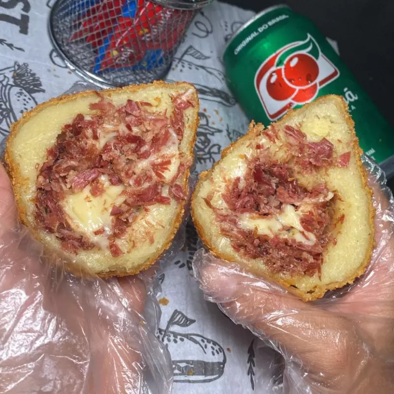 CHARQUE COM QUEIJO