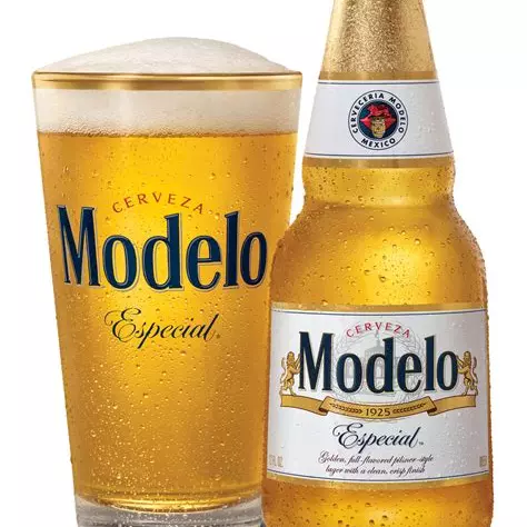 Modelo especial