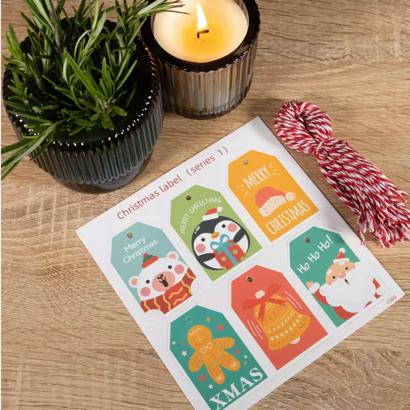 Tarjeton Labels Navideños #10 6 und