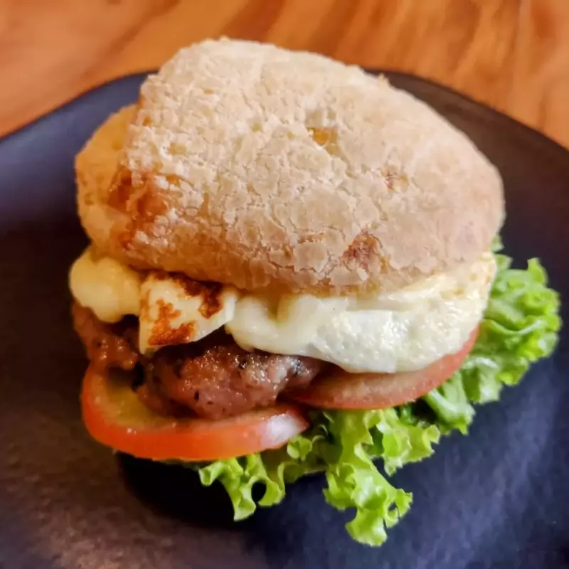 PÃO DE QUEIJO BURGUER MINEIRO