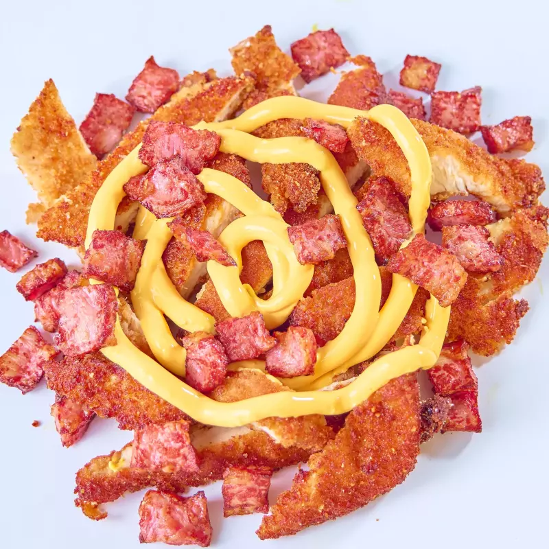 Frango Panado 120g + Bacon e Cheddar