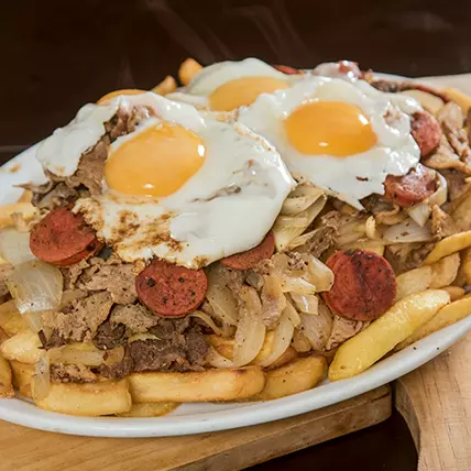 Chorrillana criolla familiar