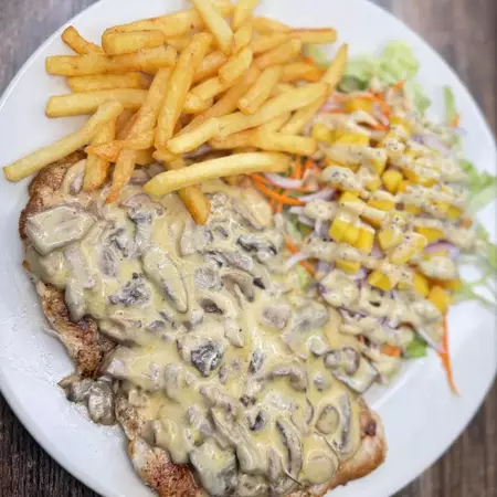 PECHUGA EN SALSA DE CHAMPIÑON