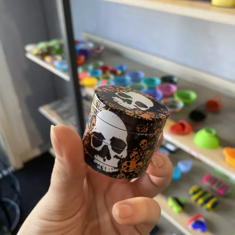 Dichavador caveira 4 partes metal