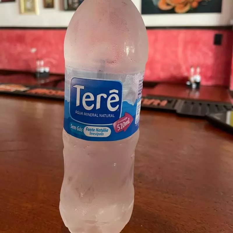 ÁGUA SEM GÁS