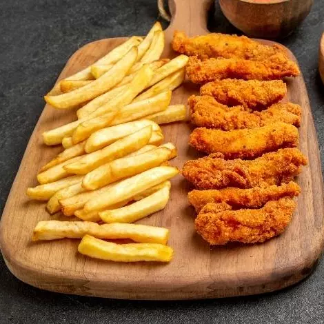 Espetinho com Fritas