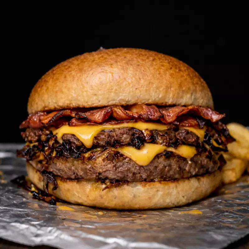 HAM DOBLE CHEDDAR Y BECON