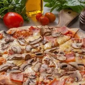 Pizza Jamon con Champiñones